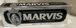 イタリアの歯磨き粉　MRVIS